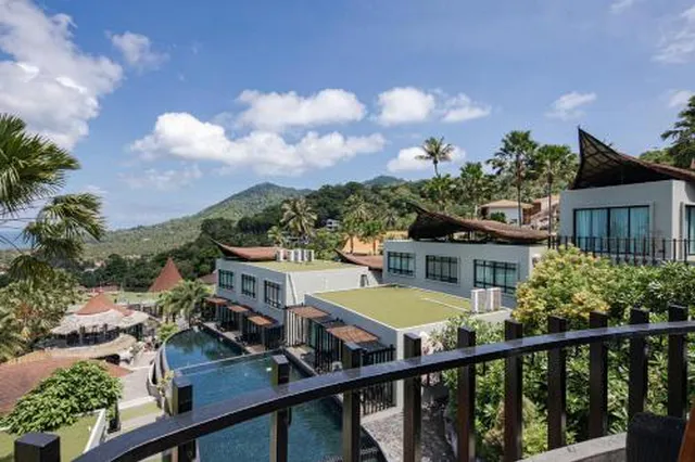 เดอะ ธนา รีสอร์ท เกาะเต่า (The Tarna Resort, Koh Tao) สุราษฎร์ธานี